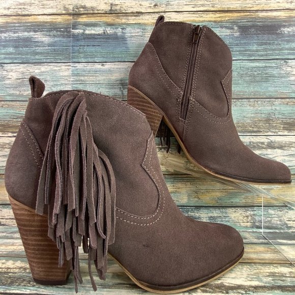 Steve Madden Ohio Womens Ankle Boot Size 8M Gray Suede Fringe Zip Western Bootie - Picture 1 of 13